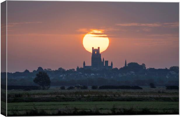 Sunrise behind Ely Cathedral, 7th October 2023 Canvas Print by Andrew Sharpe