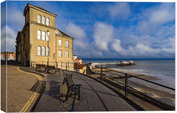 East Cliff, Cromer, Norfolk Canvas Print by Andrew Sharpe