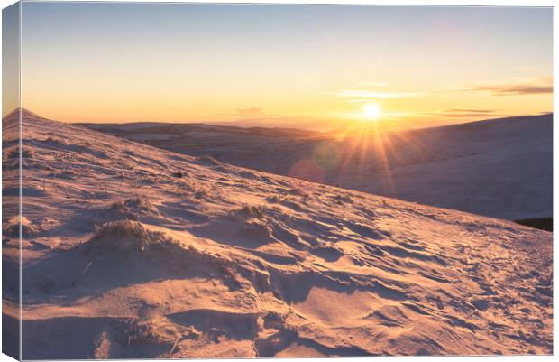 Winter descends over the Beacons Canvas Print by Ramas King