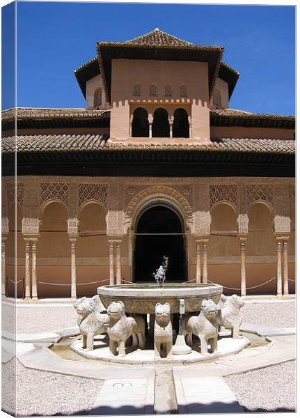 The Alhambra in Granada, Spain Canvas Print by Linda More