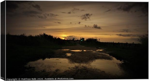 Winter sunset Canvas Print by Matthew Balls