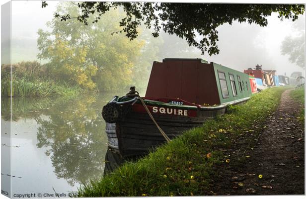 Early morning on the Grand Union Canal Canvas Print by Clive Wells