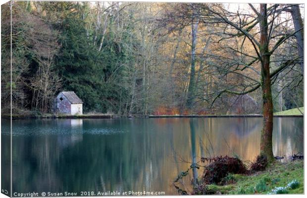 Cotswolds Lake Canvas Print by Susan Snow