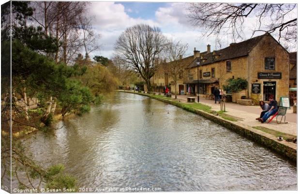 Bourton-on-the-Water, Cotswolds Canvas Print by Susan Snow