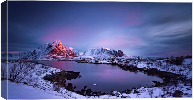 Sunrise in Lofoten Canvas Print by Lukasz Lukomski