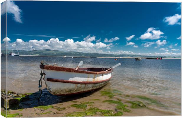 Boats and sky at aberdovey Canvas Print by stuart bingham