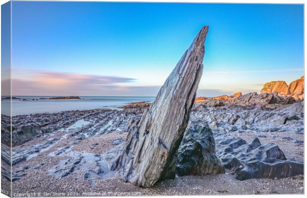 Ayrmer Cove Slanting Rock  Canvas Print by Ian Stone