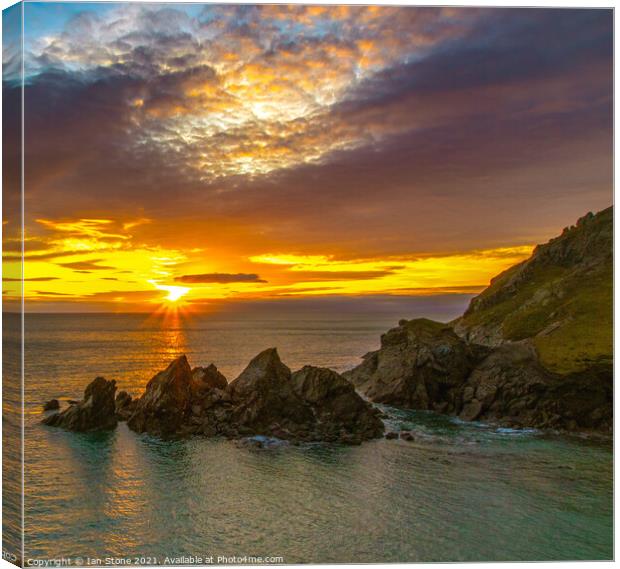 Fiery Skies Over Devon Canvas Print by Ian Stone