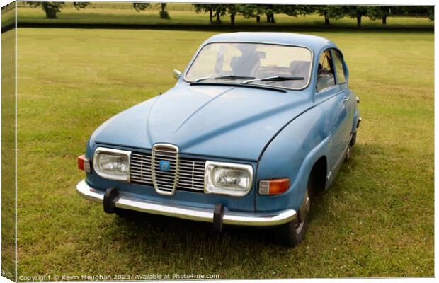 Saab 96 V4 1972 Canvas Print by Kevin Maughan