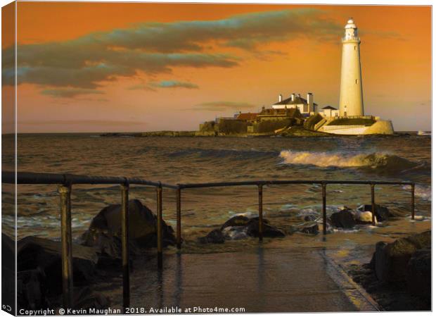 St Marys Lighthouse Whitley Bay Canvas Print by Kevin Maughan