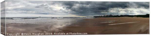 Majestic Beauty of Tynemouth Longsands Canvas Print by Kevin Maughan