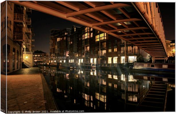 Birmingham Canals at Night, UK - 003 Canvas Print by Philip Brown