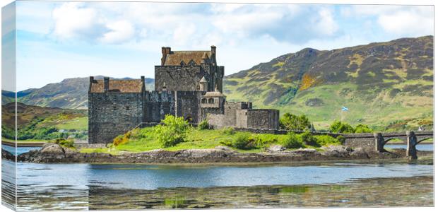 Eilean Donan Castle - A Historical and Serene Beau Canvas Print by Duncan Loraine