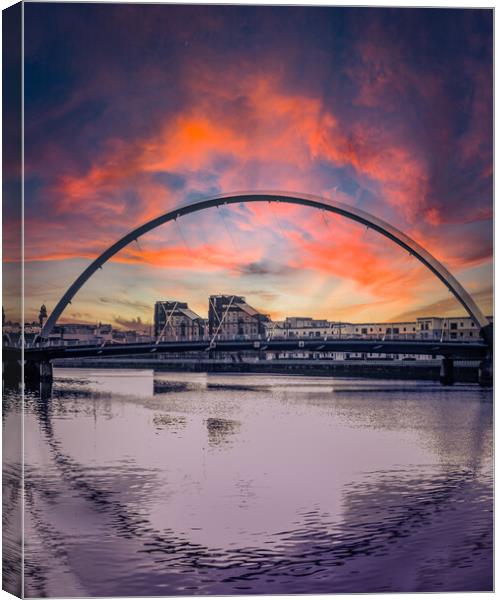 The Clyde Glasgow Canvas Print by Duncan Loraine
