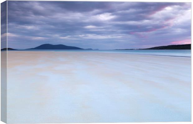 Luskentyre with Chaipavel in the distance Canvas Print by Robert McCristall