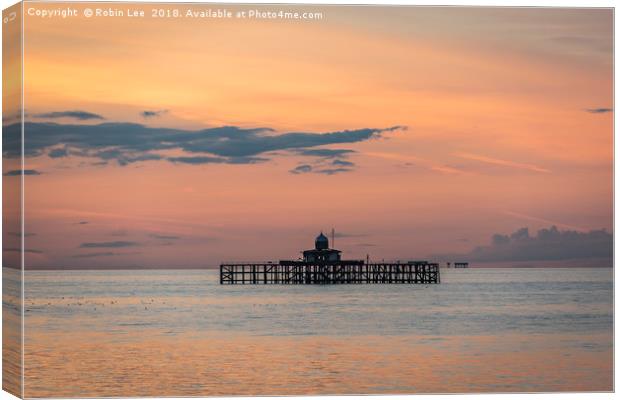 Herne Bay sunset Canvas Print by Robin Lee