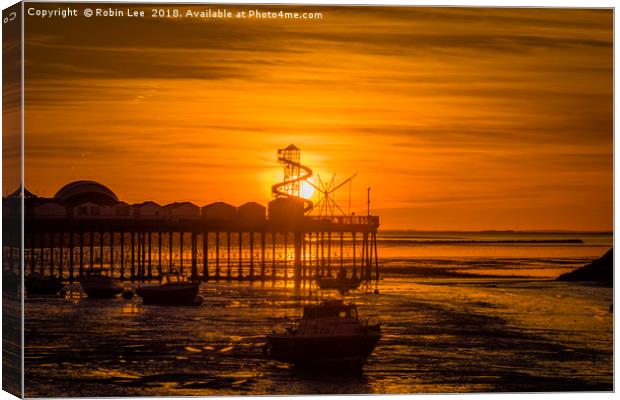Herne Bay Sunset Canvas Print by Robin Lee