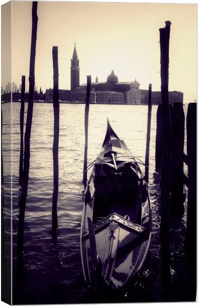   Venice,  gondola in front of San Giorgio island Canvas Print by Luisa Vallon Fumi