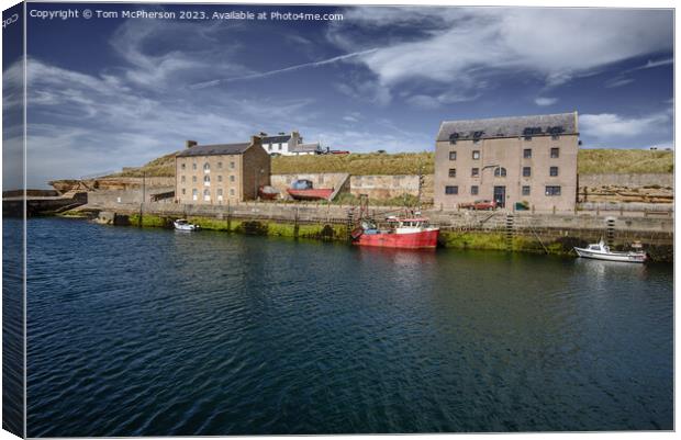 Scenic View of Burghead Harbour Canvas Print by Tom McPherson