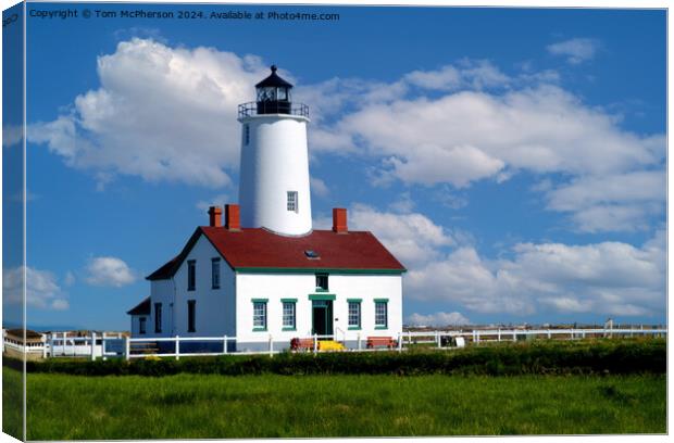 The New Dungeness Lighthouse  Canvas Print by Tom McPherson