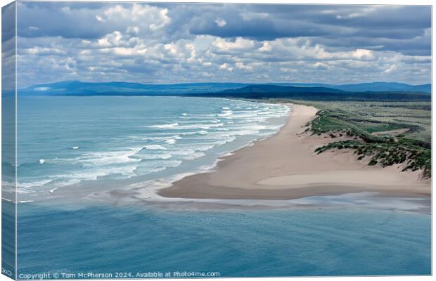 Lossiemouths' Iconic East Beach  Canvas Print by Tom McPherson