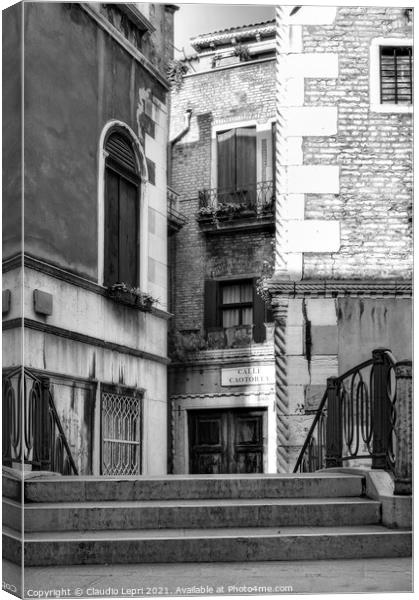 Alley in Venice Black&White Canvas Print by Claudio Lepri