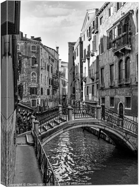 Small canal in Venice Black&White Canvas Print by Claudio Lepri