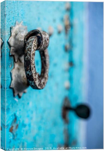 Lock and key Canvas Print by Hannan Images