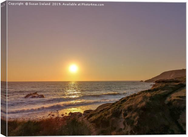 Dollar Cove Sunset Canvas Print by Susan Ireland