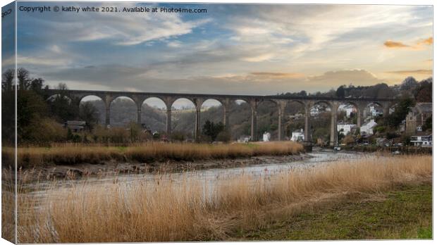 Calstock Cornwall  sunset Canvas Print by kathy white