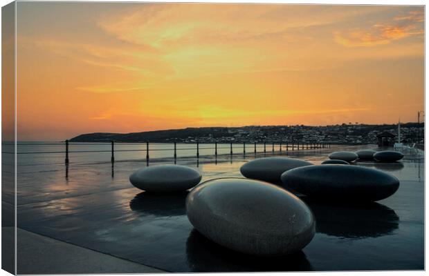 Penzance harbour sunset after the rain Canvas Print by kathy white