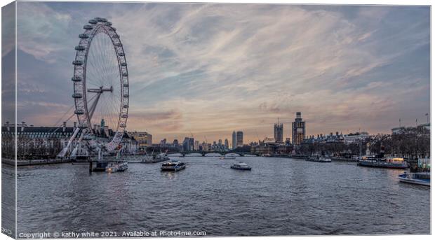 London, Eye sunset Canvas Print by kathy white