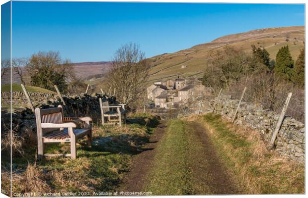 Down into Muker, Swaledale, Yorkshire Dales Canvas Print by Richard Laidler