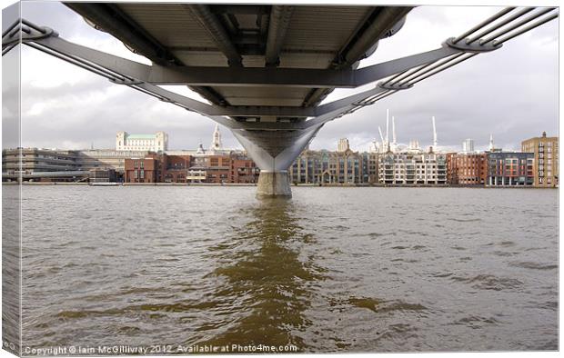 Millennium Bridge Canvas Print by Iain McGillivray