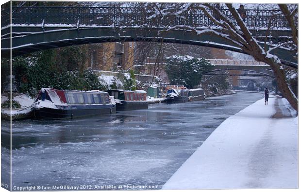 Regents Canal in Winter Canvas Print by Iain McGillivray