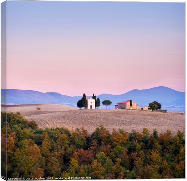 The Chapel, Val d' Orcia, Tuscany, Italy Canvas Print by Justin Foulkes