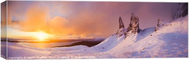 Winter panorama, The Old Man of Storr, Isle of Sky Canvas Print by Justin Foulkes