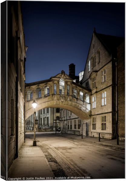 Bridge of Sighs, Oxford Canvas Print by Justin Foulkes
