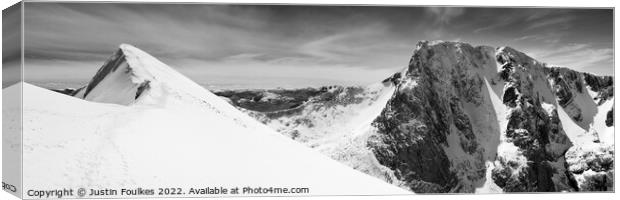Mountaineers on the Carn Mor Dearg arete, Ben Nevis Canvas Print by Justin Foulkes