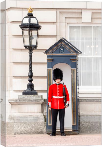 Queens Guard, Buckingham Palace, London Canvas Print by Justin Foulkes