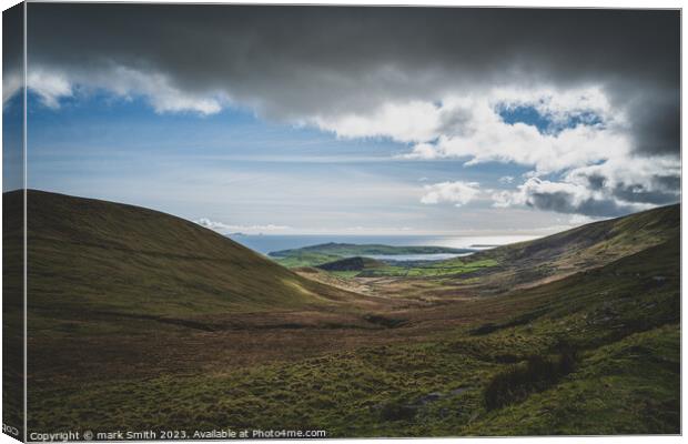 Connor Pass to Dingle Canvas Print by mark Smith