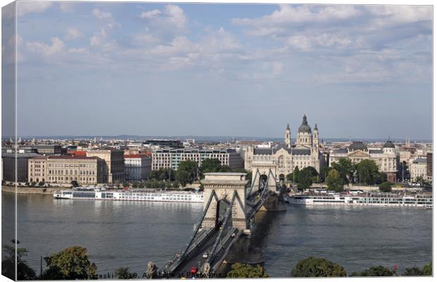 Chain bridge on Danube river Budapest cityscape Canvas Print by goce risteski