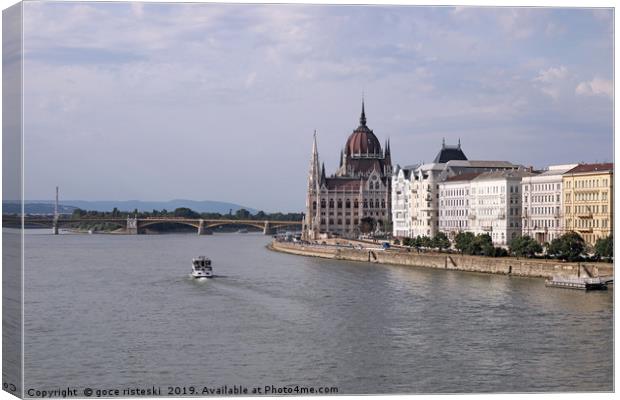 Hungarian Parliament on Danube river Budapest Canvas Print by goce risteski