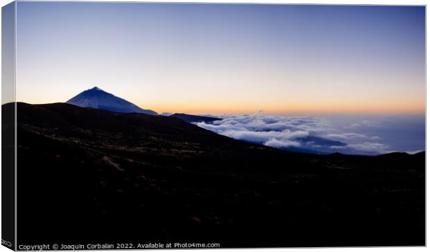 Relaxing sea of clouds at sunset in the hills near Mount Teide Canvas Print by Joaquin Corbalan