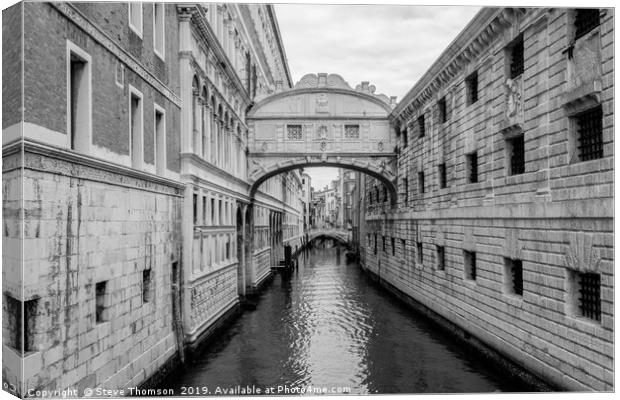 Bridge of Sighs Venice Monochrome Canvas Print by Steve Thomson