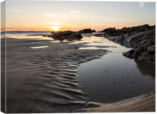 Fistral Beach sunset Canvas Print by Tony Twyman