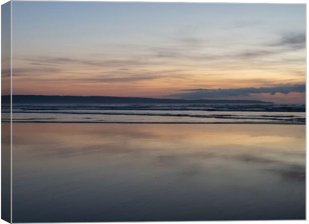 Tranquil Beach sunset Canvas Print by Tony Twyman