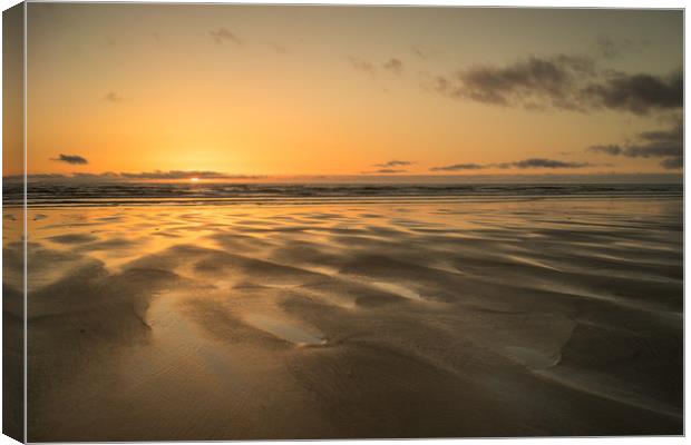 Beautiful sunset beach Canvas Print by Tony Twyman