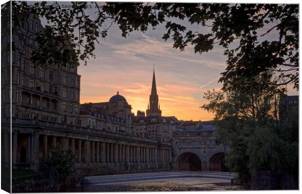 Pulteney Bridge Bath at sunset Canvas Print by Duncan Savidge