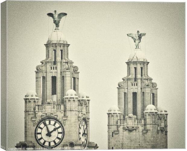 The famous Liverpool Liver Birds in monochrome  Canvas Print by Kevin Smith